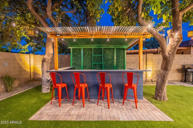 7440 E CAMBRIDGE Avenue, Scottsdale, AZ 85257