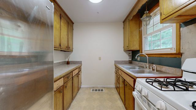 213 Sterry Ct, Antioch, TN 37013