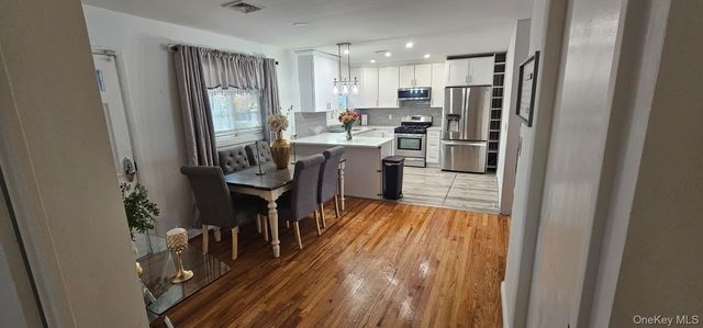 1 Blackford Avenue, Yonkers, NY 10704