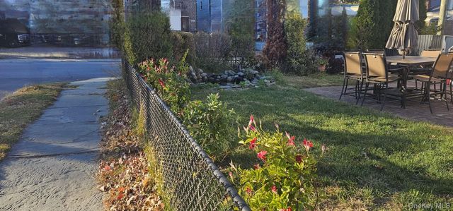 1 Blackford Avenue, Yonkers, NY 10704