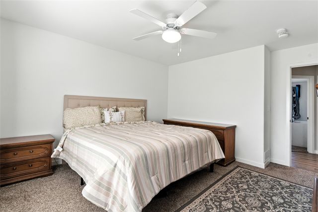 2126 Snapdragon Circle, Cedar Rapids, IA 52404