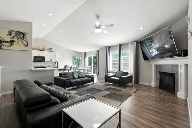 2126 Snapdragon Circle, Cedar Rapids, IA 52404