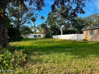 930 S Beach Street, Daytona Beach, FL 32114