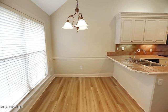 503 W Abbey Place, Brandon, MS 39047