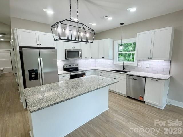 1135 Pinebrook Avenue SE, Valdese, NC 28690