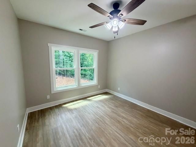 1135 Pinebrook Avenue SE, Valdese, NC 28690