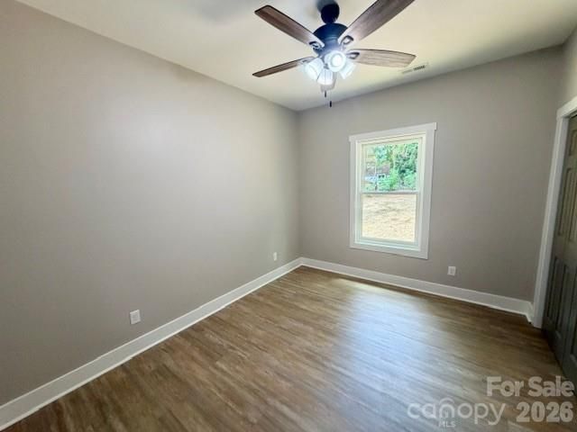 1135 Pinebrook Avenue SE, Valdese, NC 28690