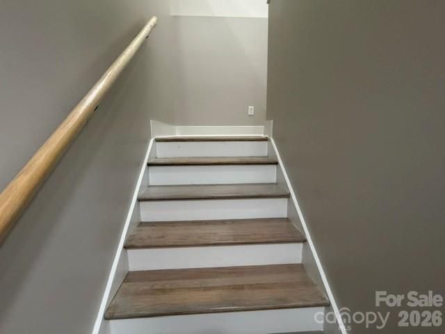 1135 Pinebrook Avenue SE, Valdese, NC 28690