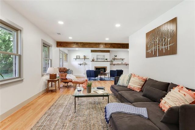 1995 Commodore Lane, Atlanta, GA 30341