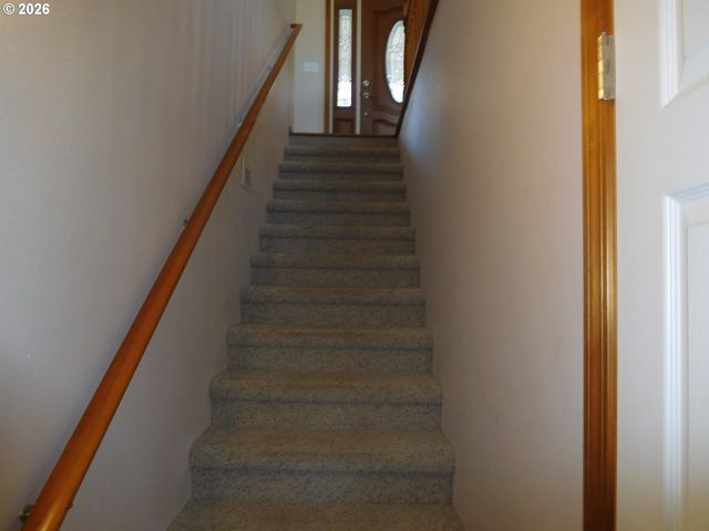 815 N MAIN St, Pendleton, OR 97801