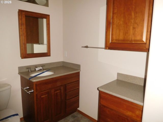 815 N MAIN St, Pendleton, OR 97801