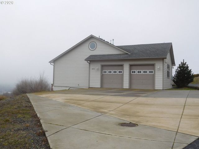 815 N MAIN St, Pendleton, OR 97801