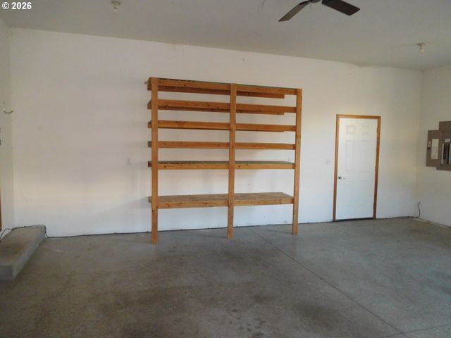 815 N MAIN St, Pendleton, OR 97801