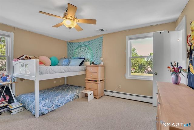58 School House Road, Wallingford, CT 06492