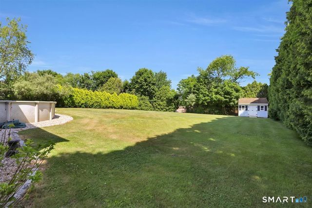 58 School House Road, Wallingford, CT 06492