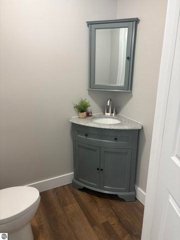 302 W Dresden Street, Kalkaska, MI 49646