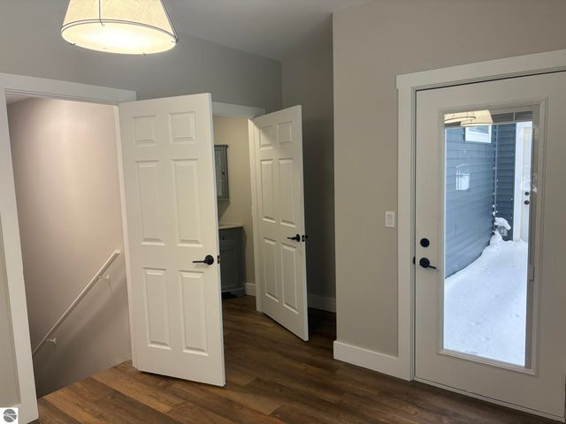 302 W Dresden Street, Kalkaska, MI 49646