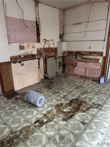 219 Lakeview Avenue, Syracuse, NY 13204