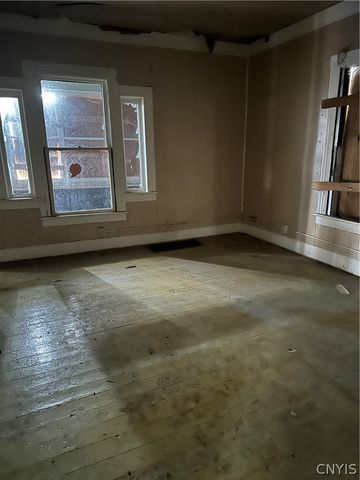 219 Lakeview Avenue, Syracuse, NY 13204