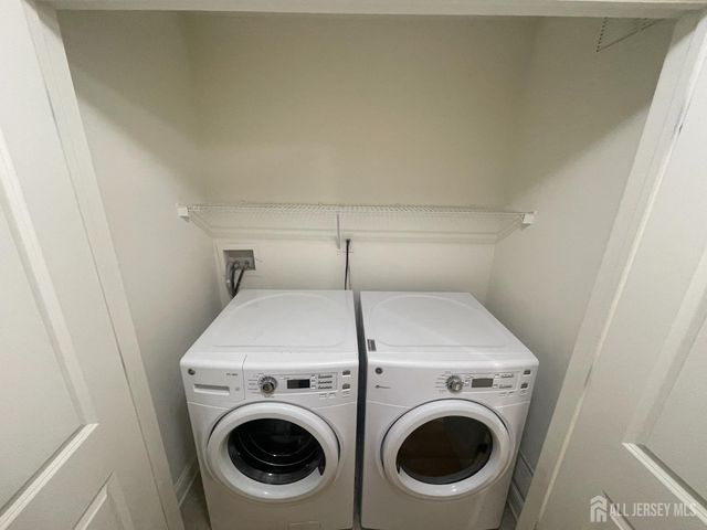 331 Gawron Court, Parlin, NJ 08859