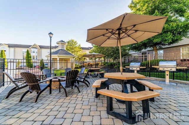 331 Gawron Court, Parlin, NJ 08859