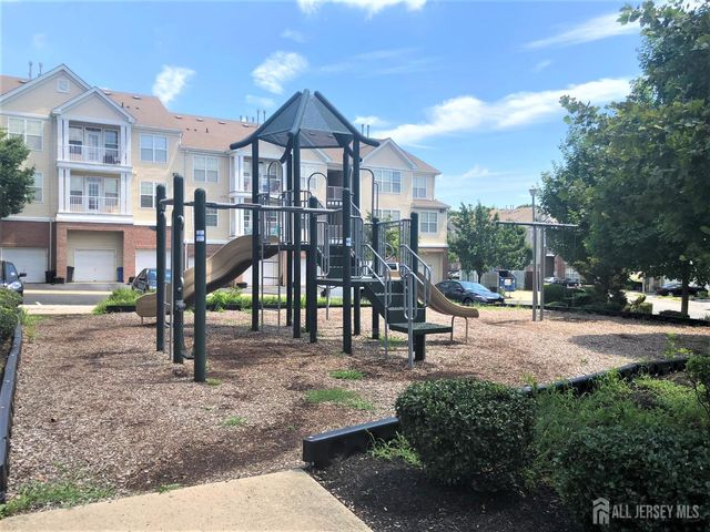 331 Gawron Court, Parlin, NJ 08859