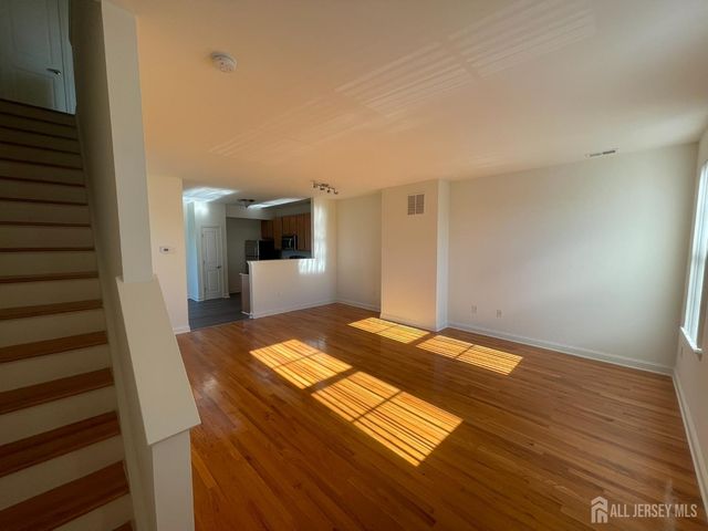 331 Gawron Court, Parlin, NJ 08859