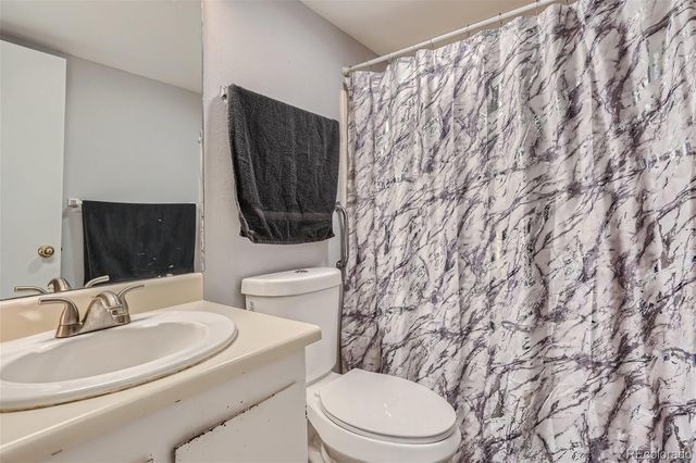 2201 Sable Boulevard 1008, Aurora, CO 80011