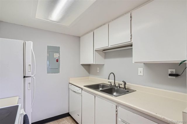 2201 Sable Boulevard 1008, Aurora, CO 80011