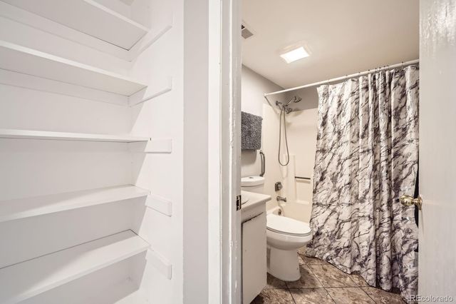 2201 Sable Boulevard 1008, Aurora, CO 80011