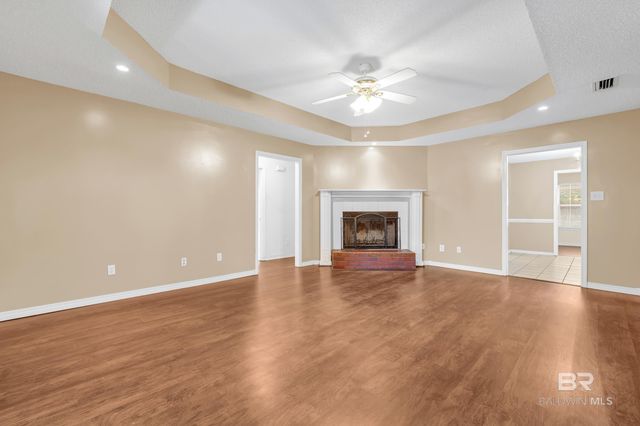 255 Maple Circle, Daphne, AL 36526