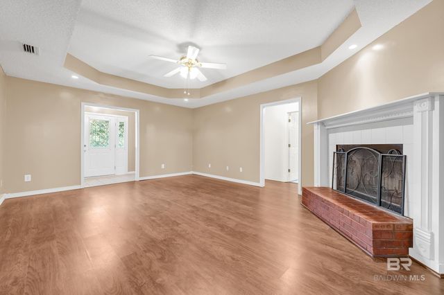 255 Maple Circle, Daphne, AL 36526