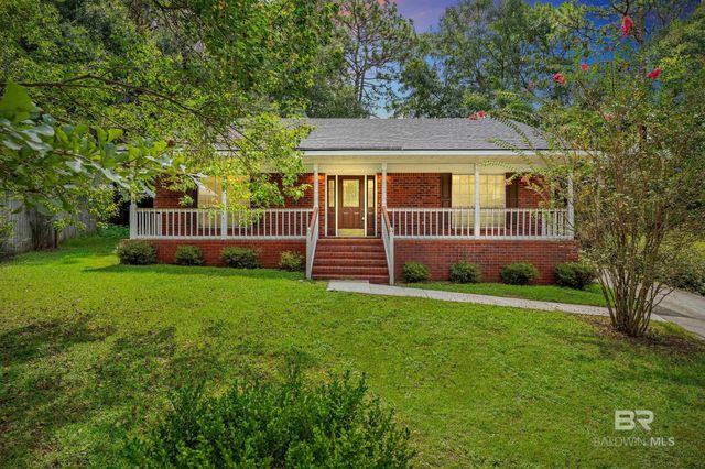 255 Maple Circle, Daphne, AL 36526