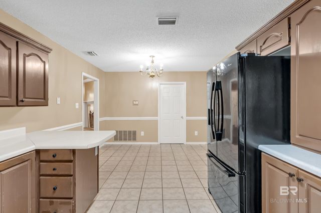 255 Maple Circle, Daphne, AL 36526