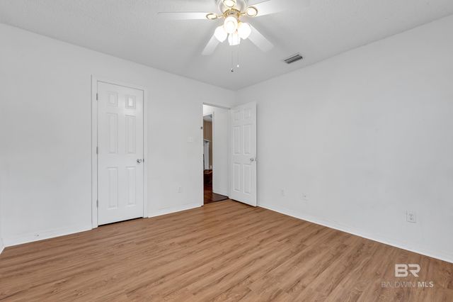 255 Maple Circle, Daphne, AL 36526