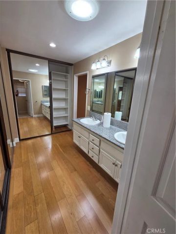 7 Singingwood, Irvine, CA 92614