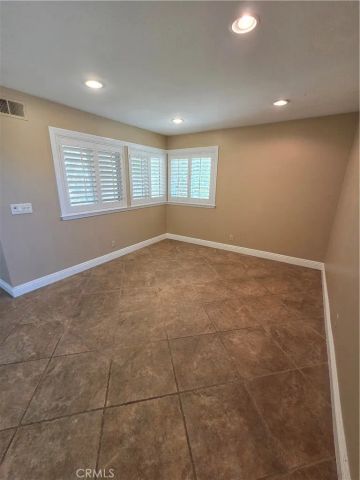 7 Singingwood, Irvine, CA 92614