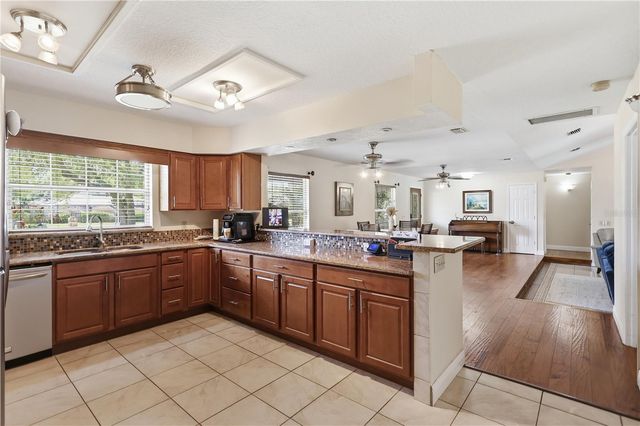 1261 E FULLERS CROSS ROAD, Winter Garden, FL 34787