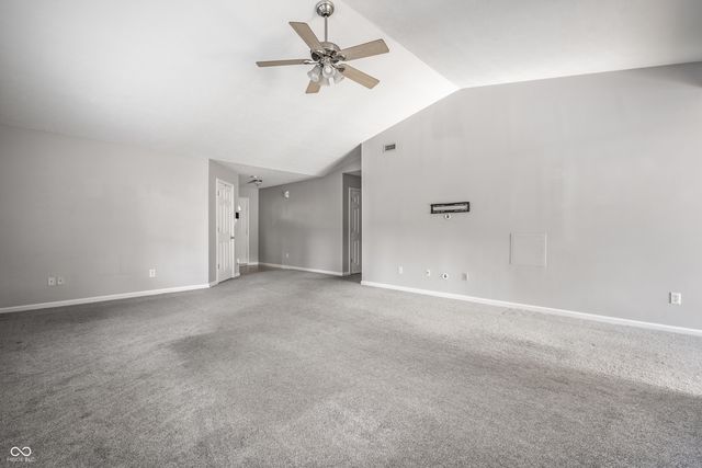 7061 N Lyndhurst Crossing, Mccordsville, IN 46055