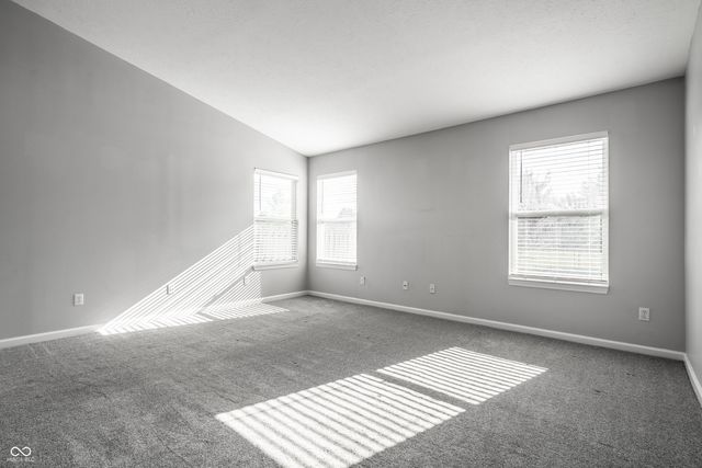 7061 N Lyndhurst Crossing, Mccordsville, IN 46055