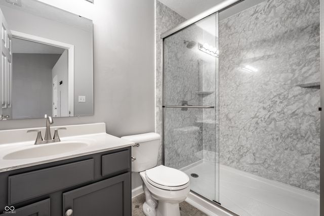 7061 N Lyndhurst Crossing, Mccordsville, IN 46055