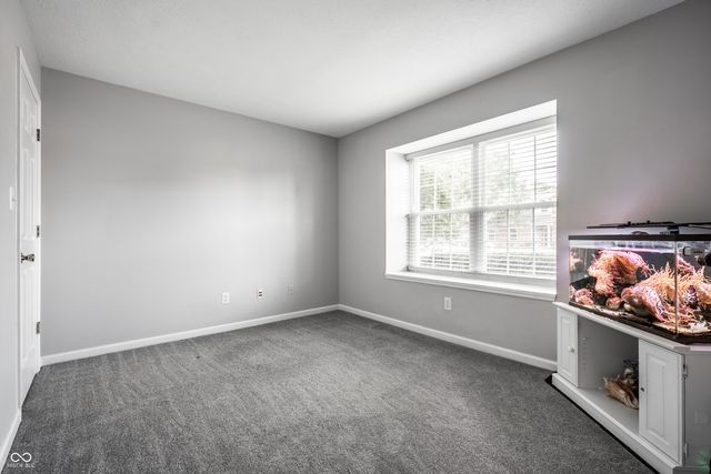 7061 N Lyndhurst Crossing, Mccordsville, IN 46055