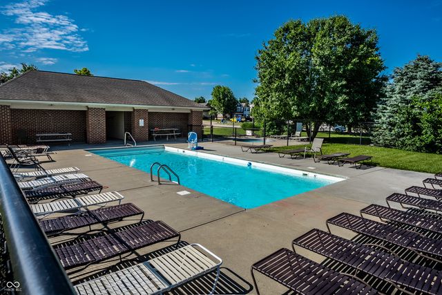 7061 N Lyndhurst Crossing, Mccordsville, IN 46055