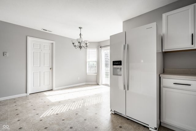 7061 N Lyndhurst Crossing, Mccordsville, IN 46055