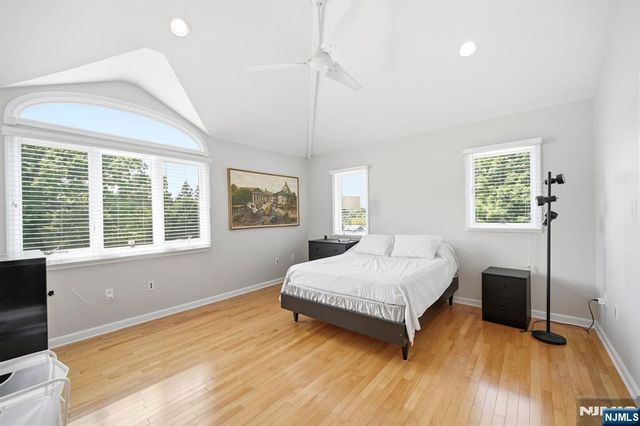 39 Fox Hill Road, Upper Saddle River, NJ 07458