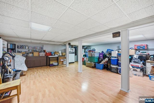 39 Fox Hill Road, Upper Saddle River, NJ 07458