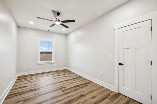 3660 Blue Springs Road, Decherd, TN 37324