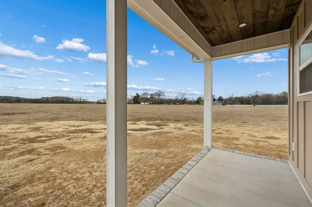 3660 Blue Springs Road, Decherd, TN 37324