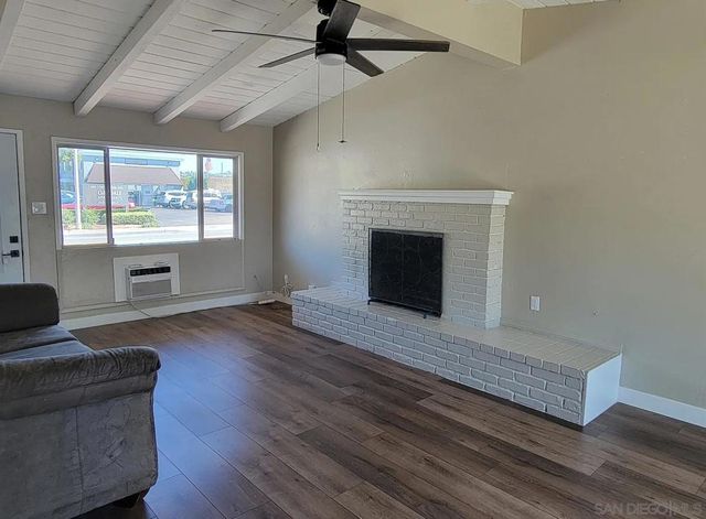 87 Oakdale Avenue, El Cajon, CA 92021