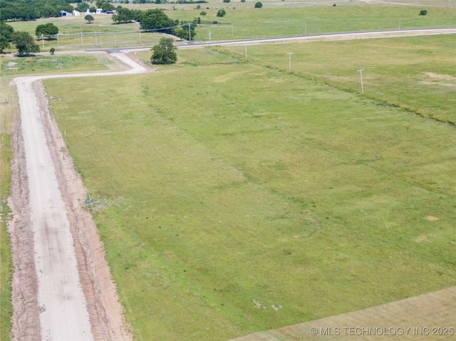 107 Lost Creek Lane, Davis, OK 73030